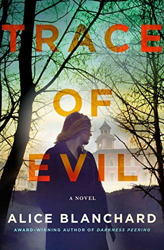 Trace of Evil: A Natalie Lockhart Novel (English Edition)